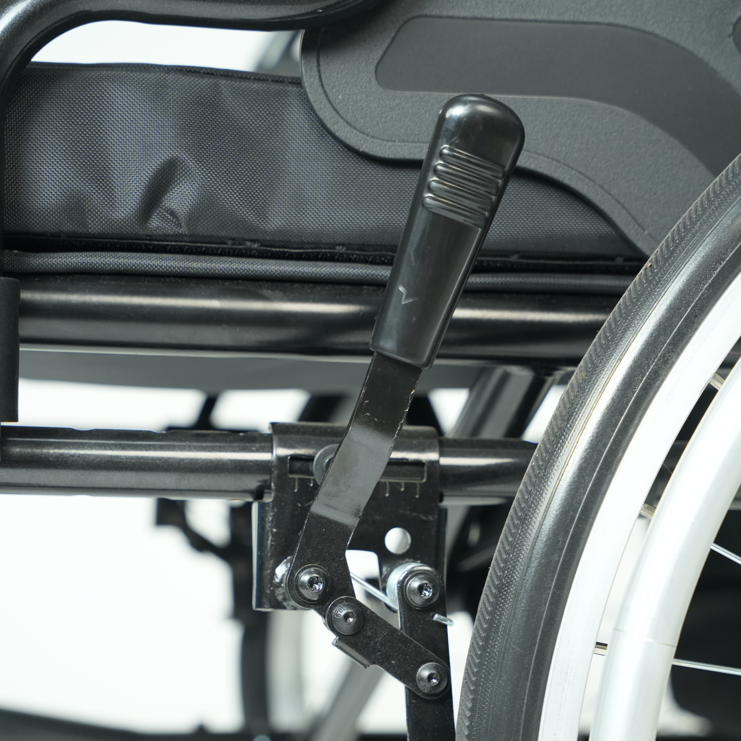 Wheelchair (Freedom 3000)